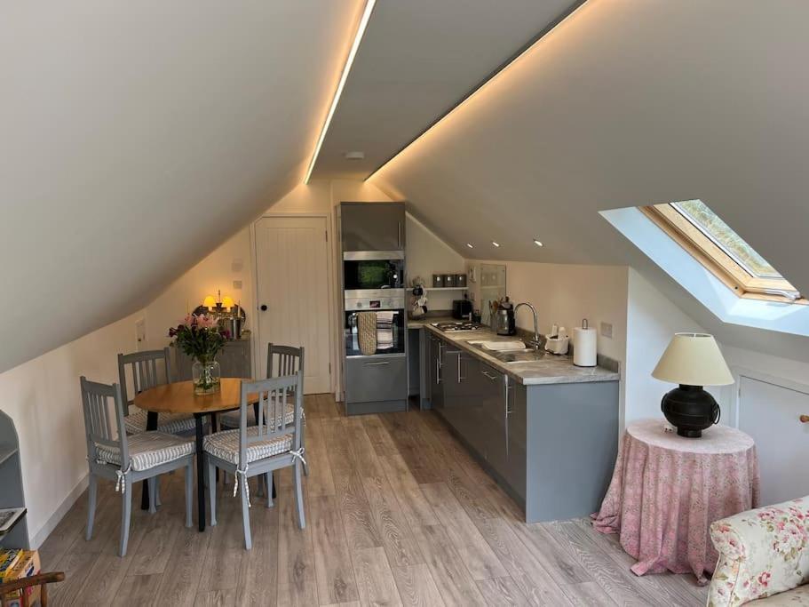 The Stable, Grove End Farm Apartment Petworth Ngoại thất bức ảnh